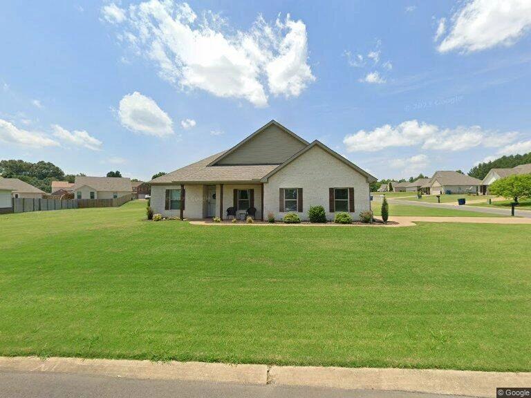 3111 Hunters Ridge Dr, Humboldt, TN 38343 photo 1