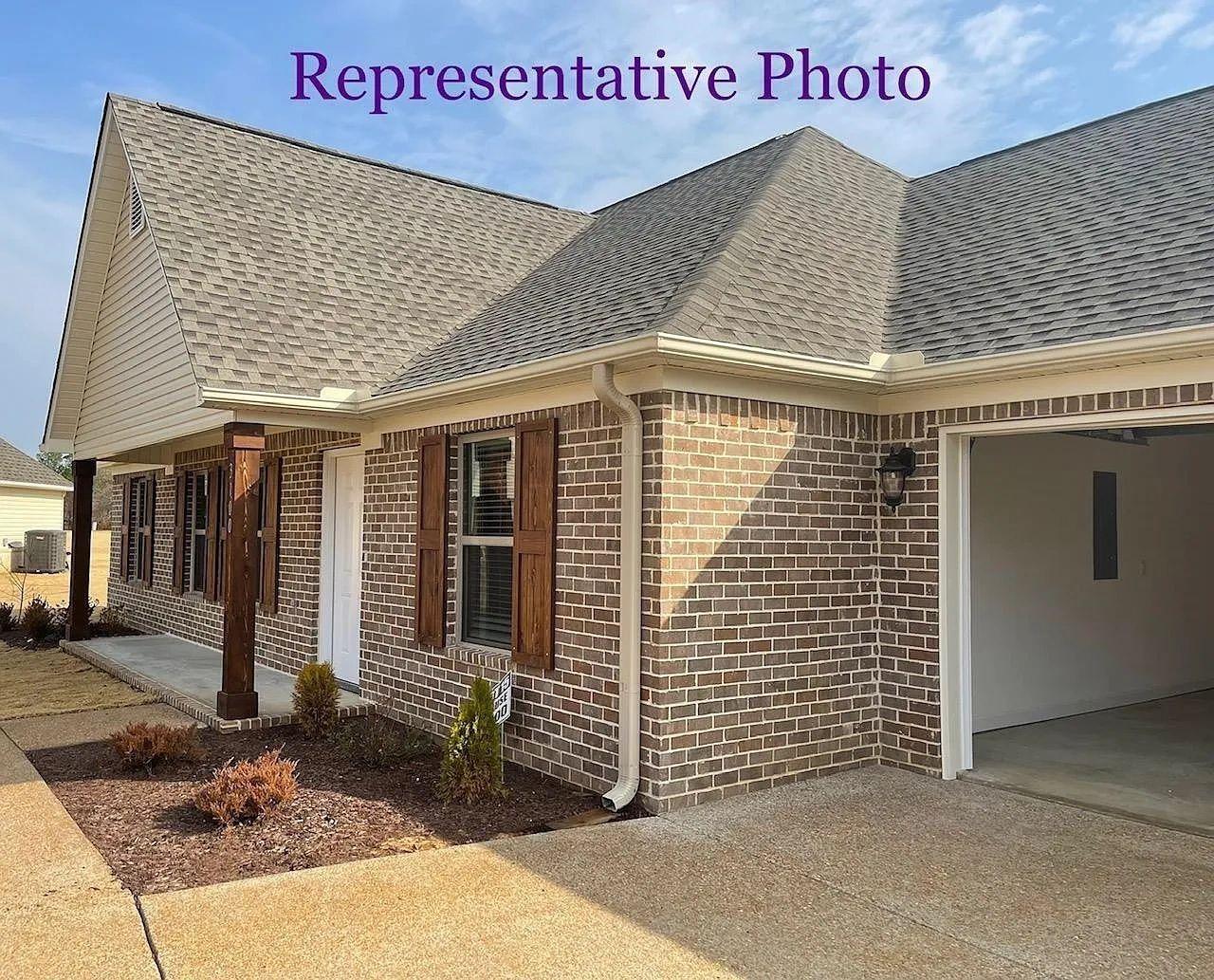 5004 Clover Run Dr, Humboldt, TN 38343 photo 1