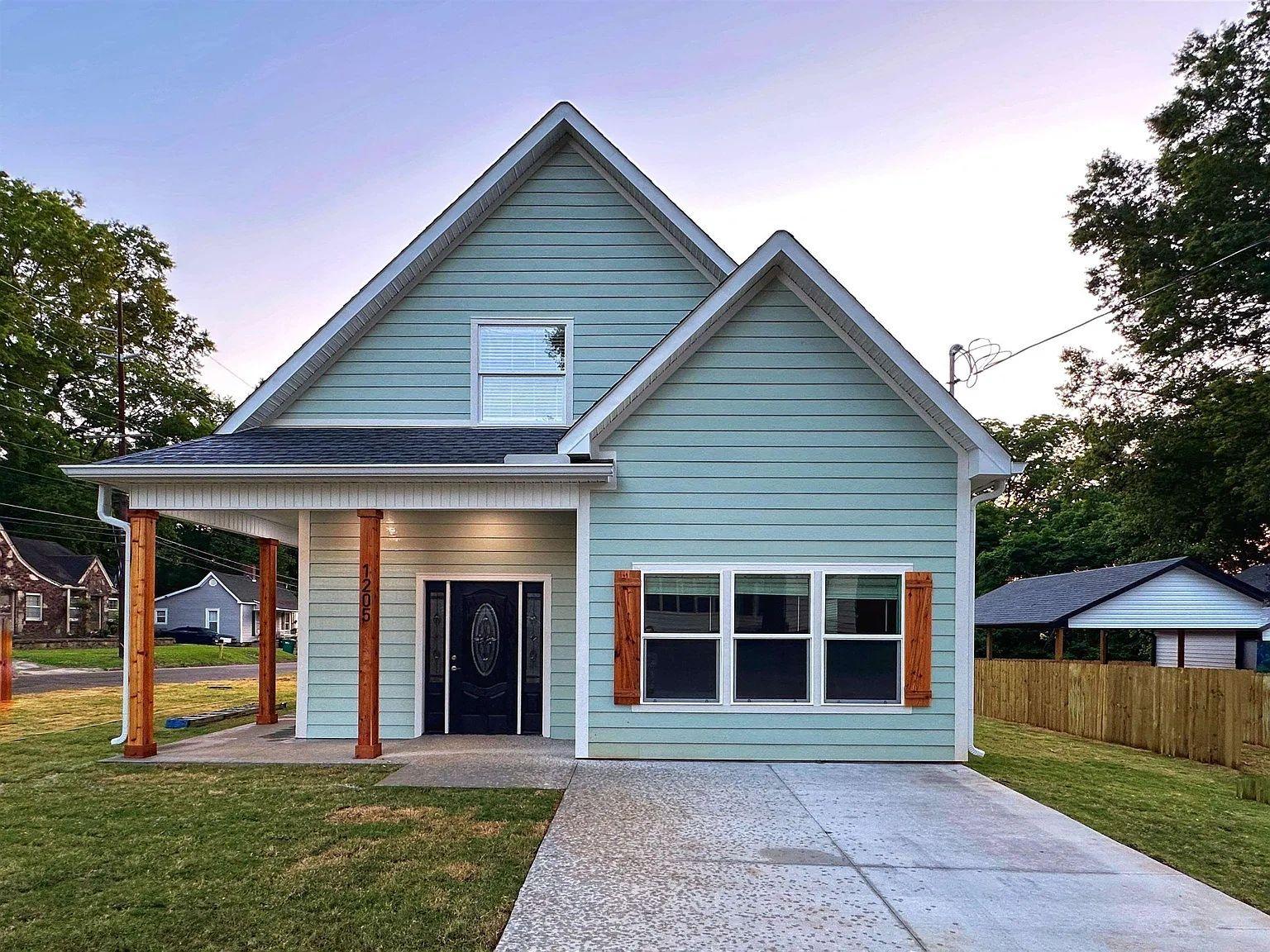 1205 Prospect St, Jackson, TN 38301 photo 1