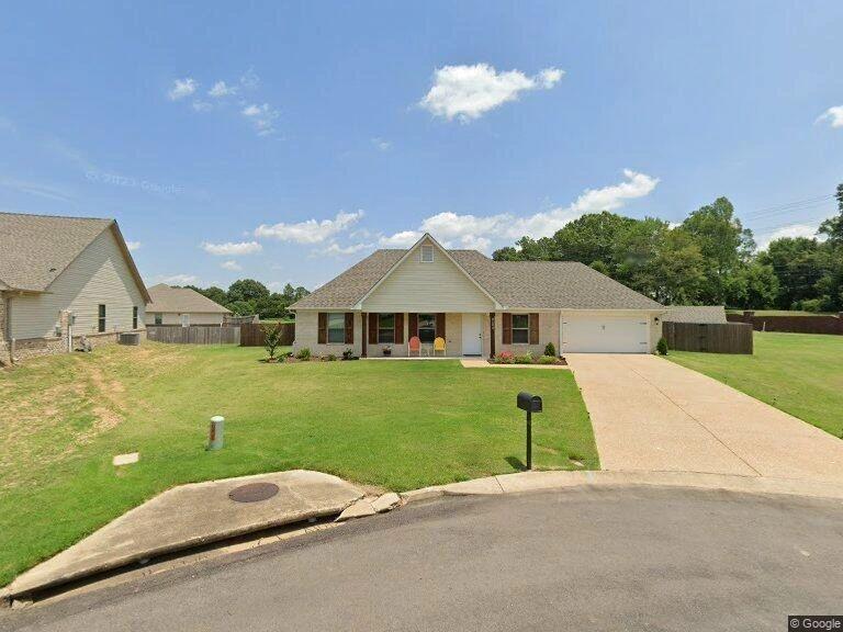 3102 Fawn Ridge Cv, Humboldt, TN 38343 photo 1